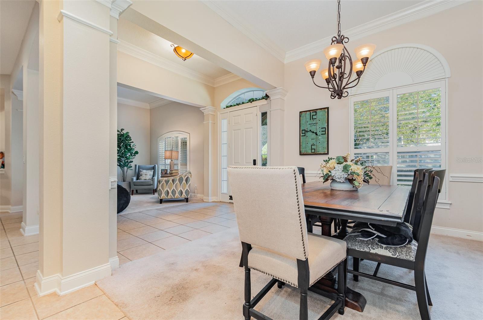 HEATHROW COUNTRY ESTATES - Residential