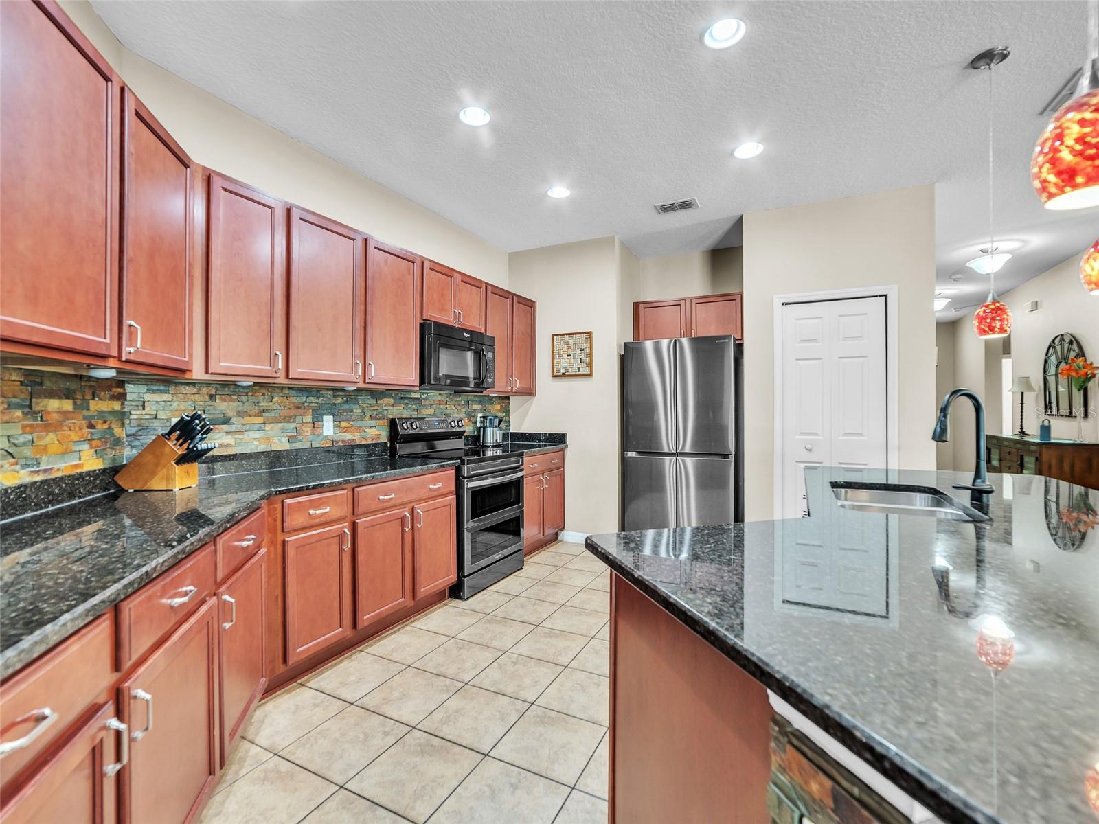 TANGLEWOOD PRESERVE - Residential