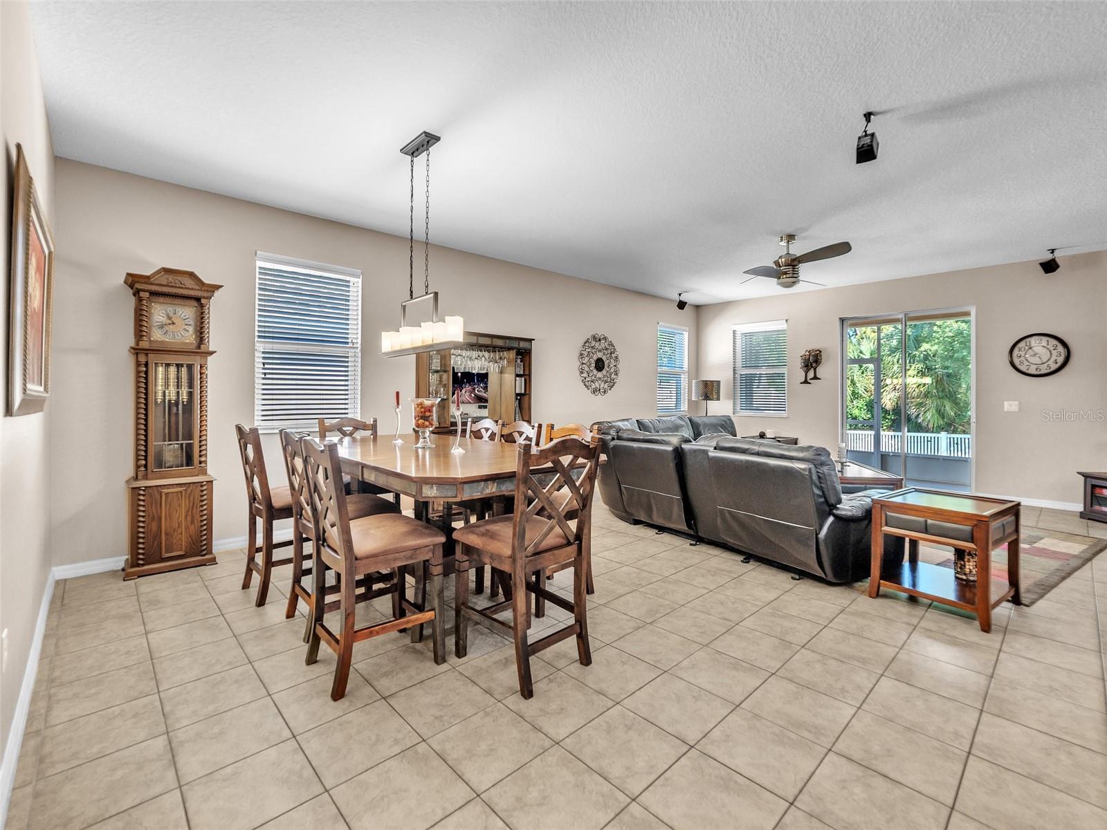 7518 TANGLE BROOK BOULEVARD