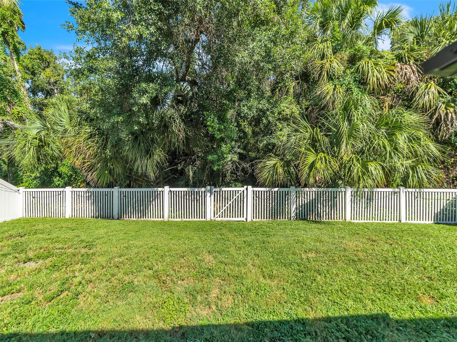 TANGLEWOOD PRESERVE - Residential