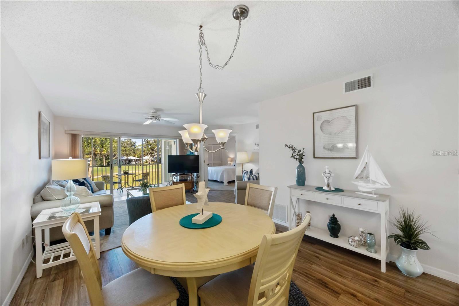 FARMINGTON VISTAS - Residential Lease