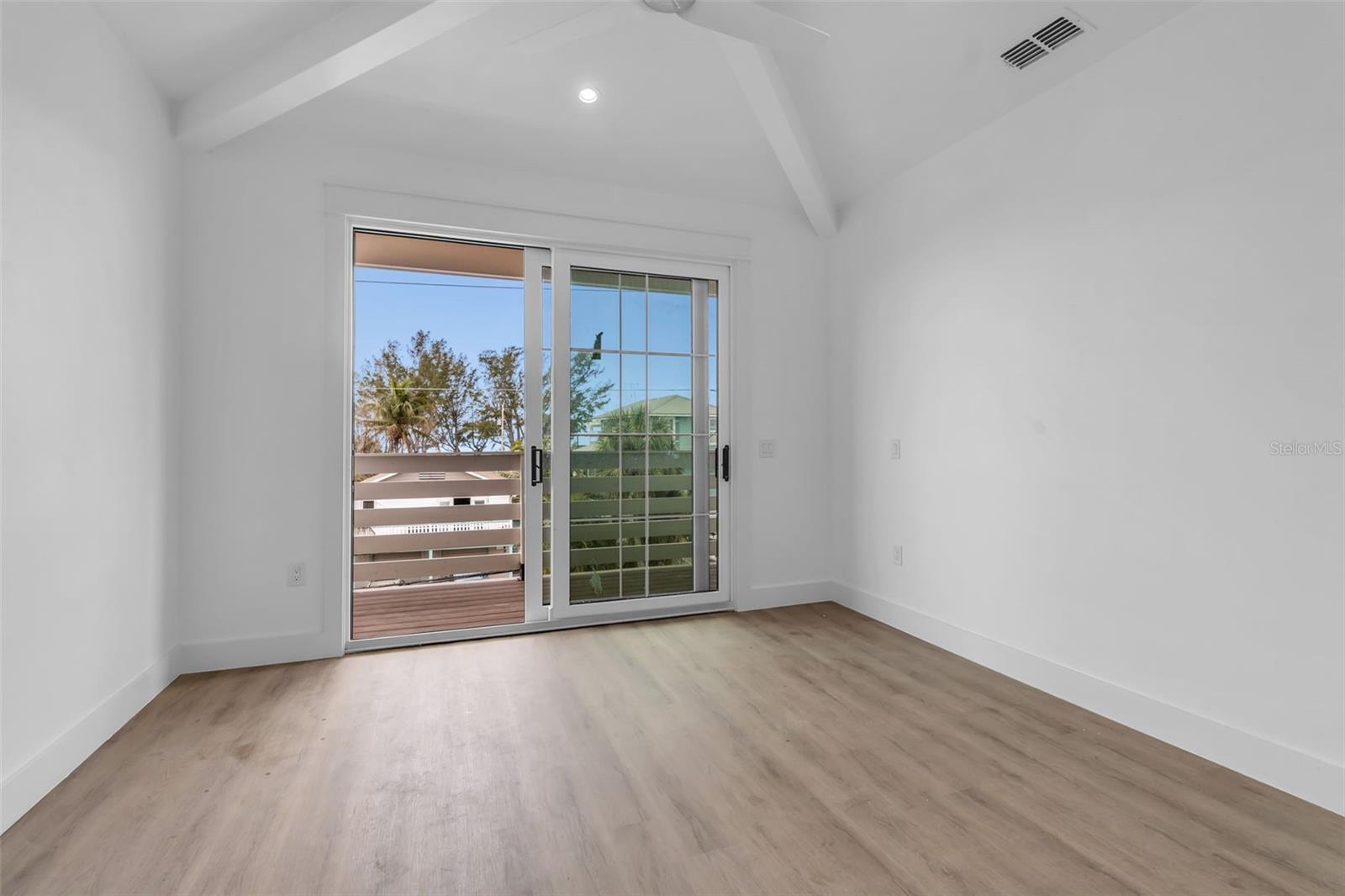 ILEXHURST - Residential