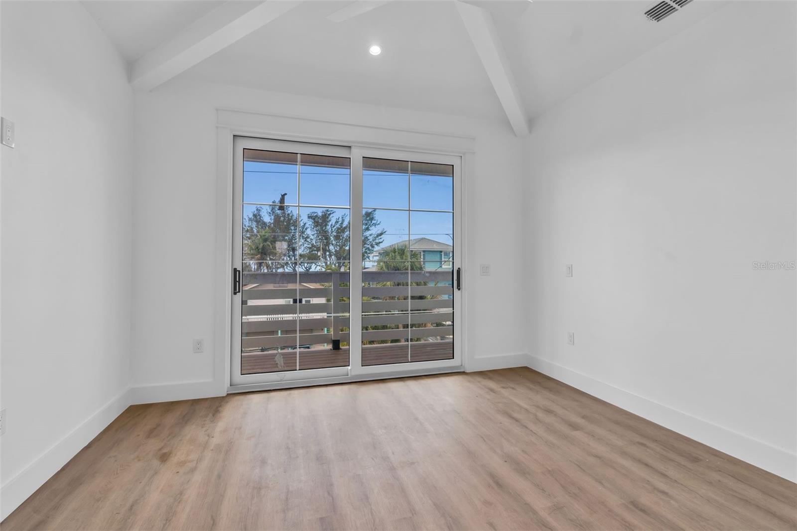 ILEXHURST - Residential