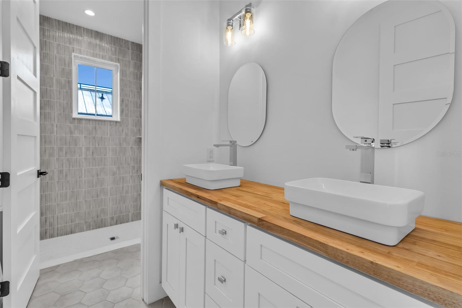 ILEXHURST - Residential