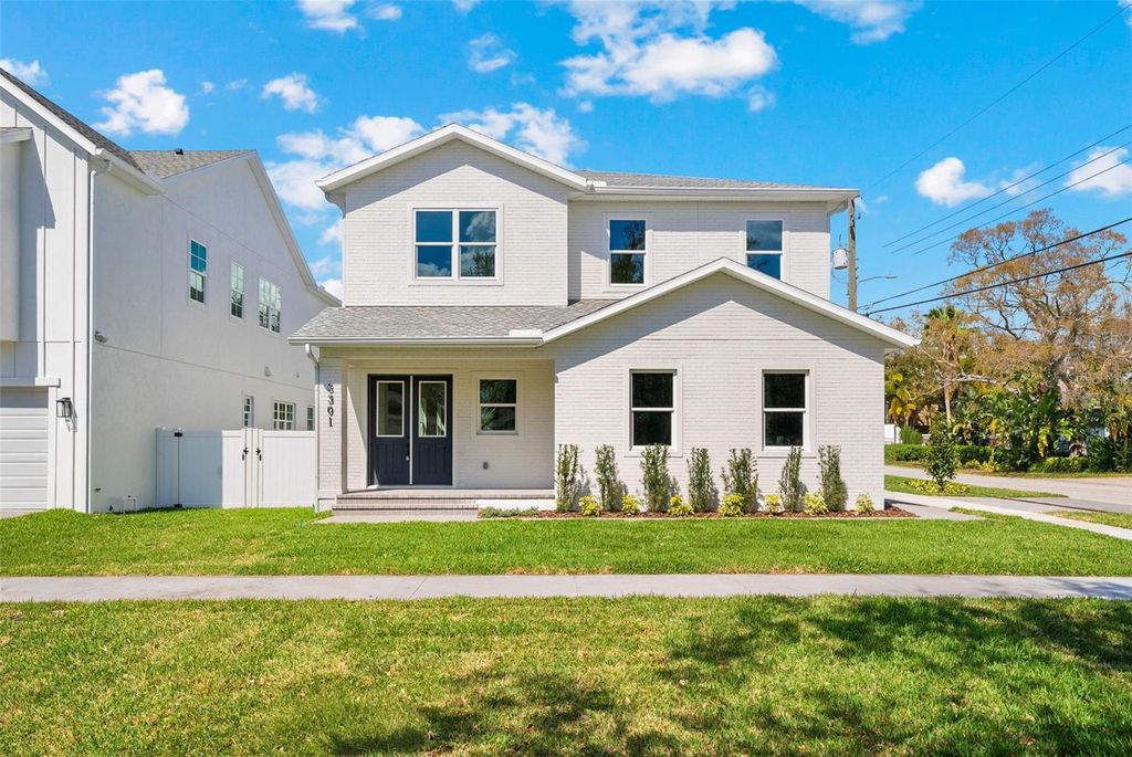 Photo of 3301 W Iowa Ave, Tampa, FL 33611 (MLS # TB8460844)