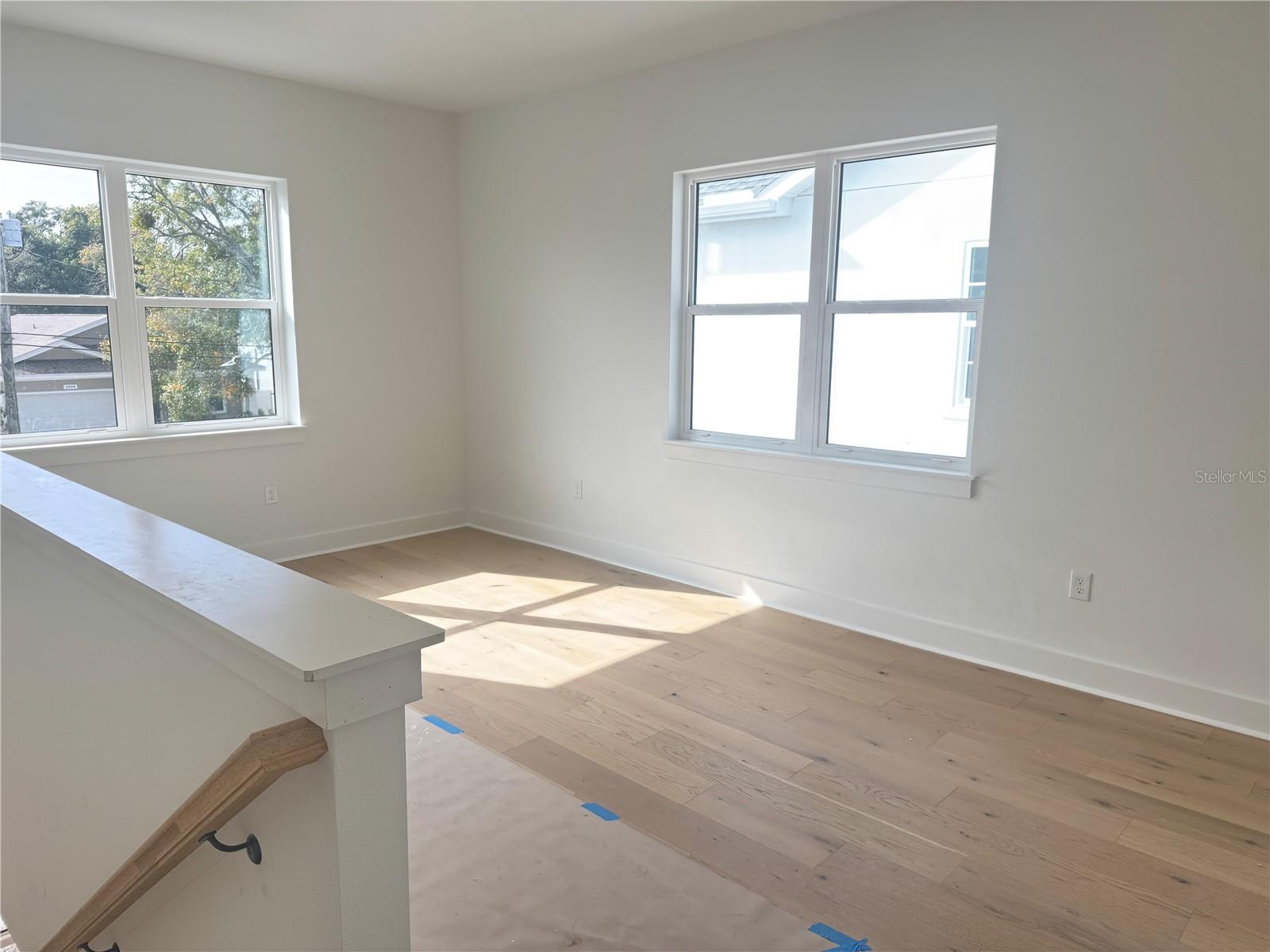 INTERBAY - Residential