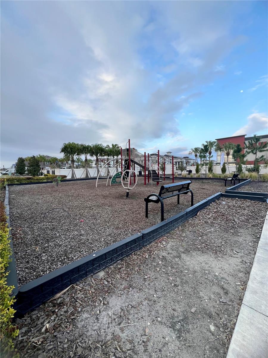 TYSON RANCH TWNHMS - Residential