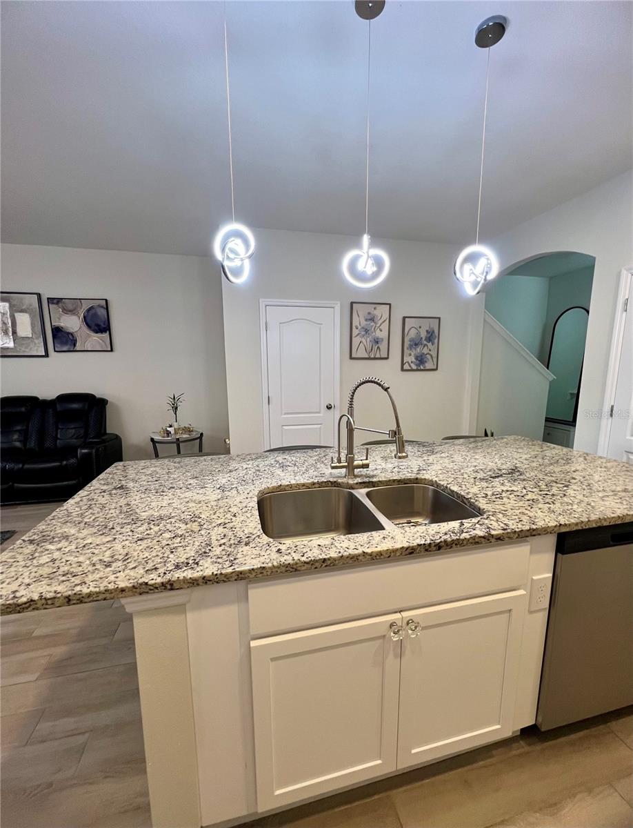 TYSON RANCH TWNHMS - Residential