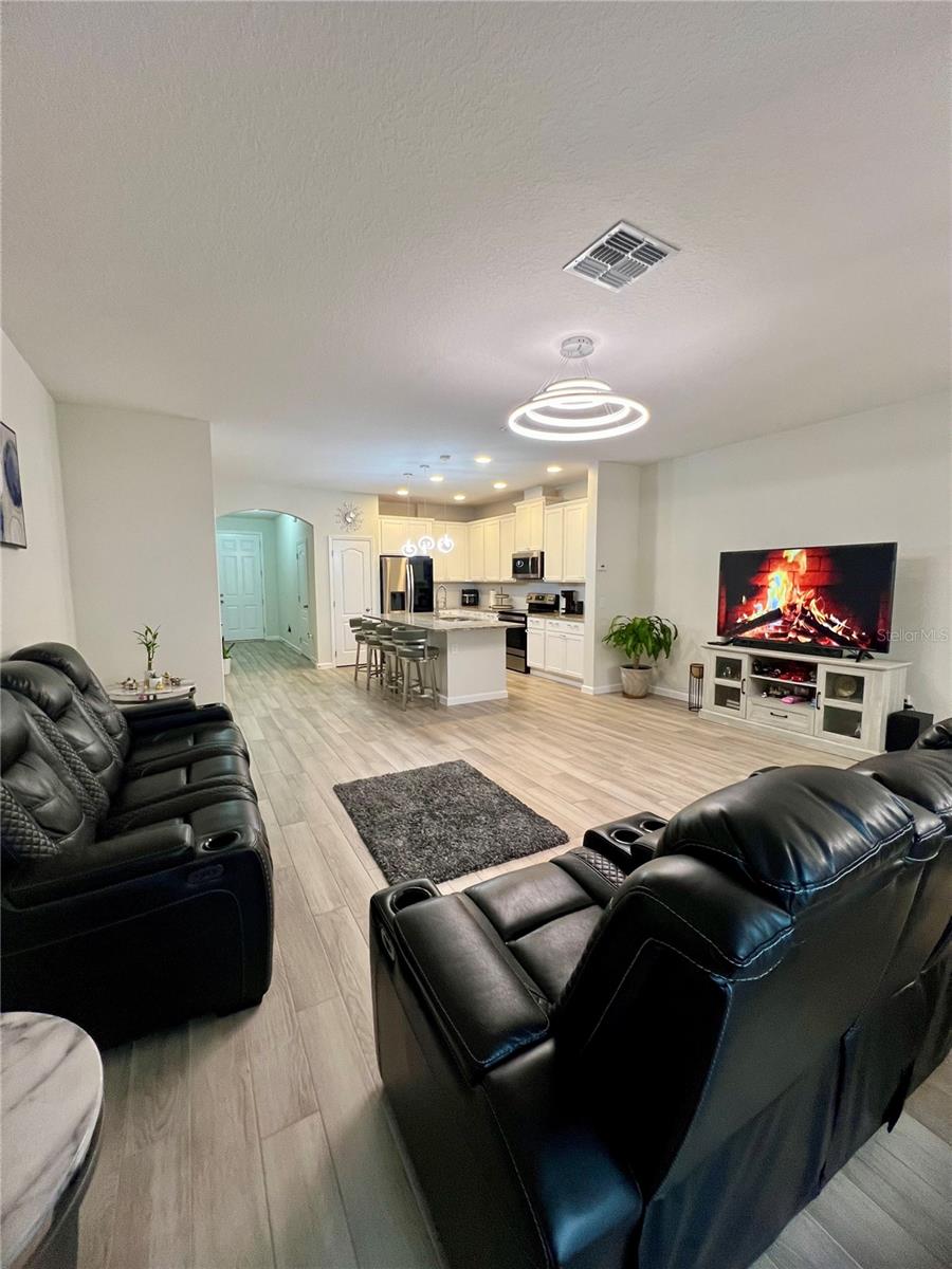 TYSON RANCH TWNHMS - Residential