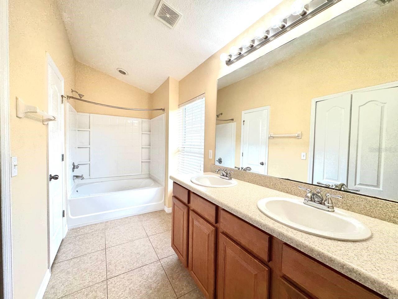 SCHOONER COVE A CONDO PH 44 - Residential Lease