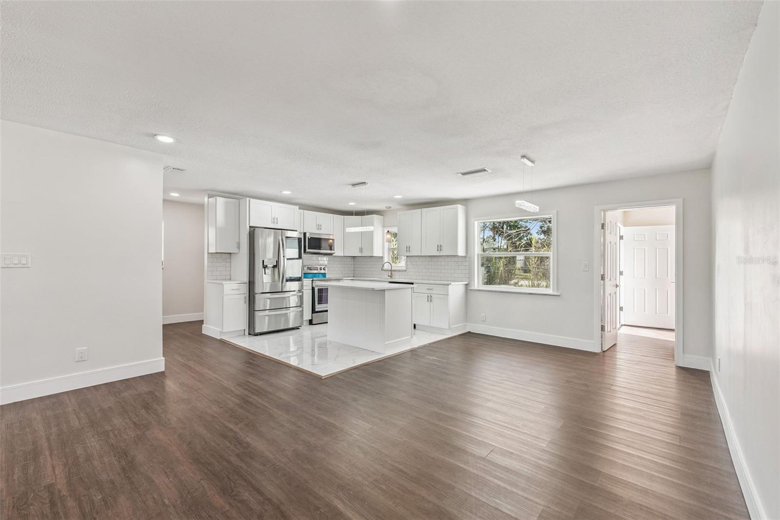 CEDAR HIGHLAND UNIT 01 - Residential