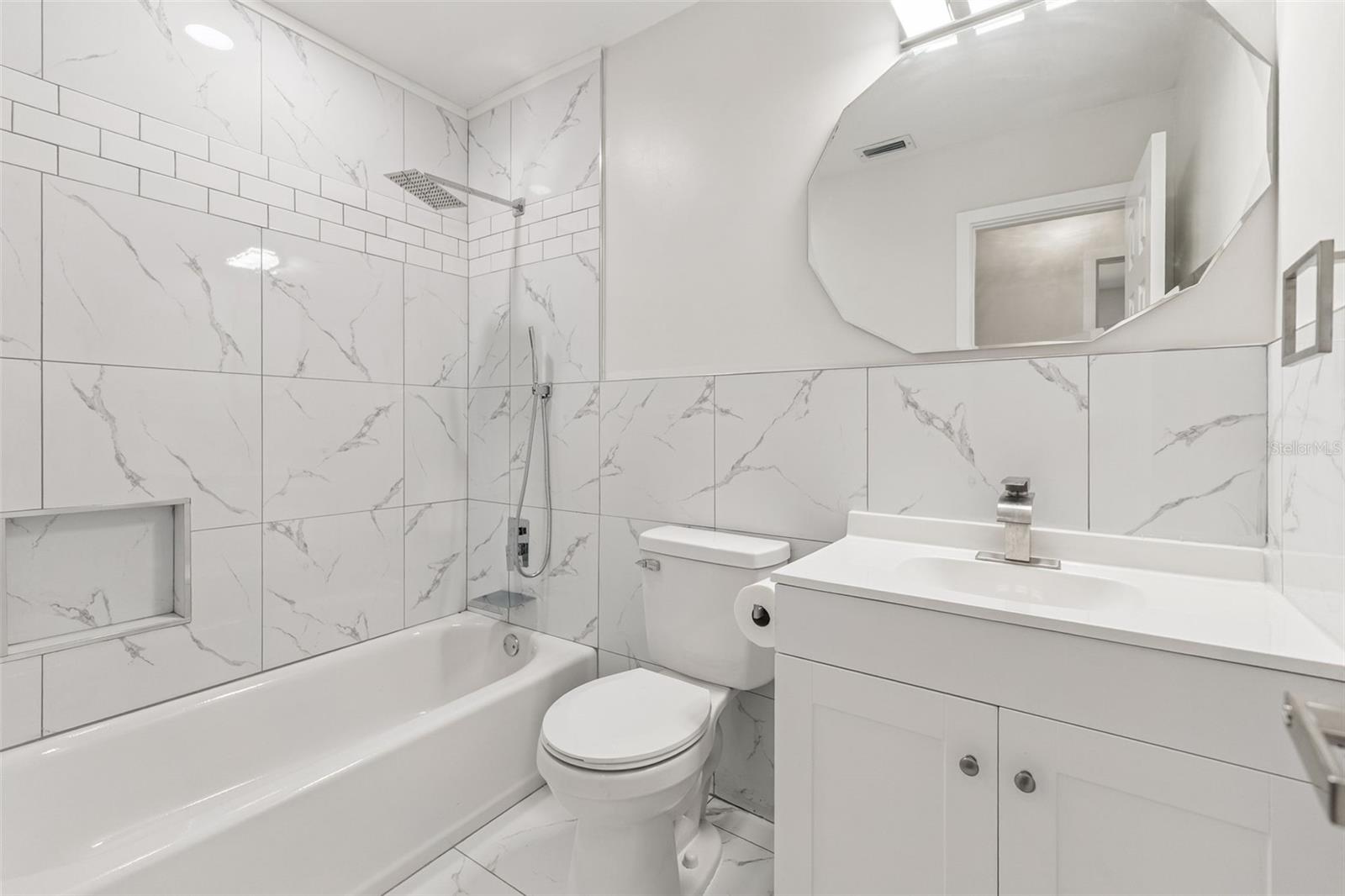 CEDAR HIGHLAND UNIT 01 - Residential