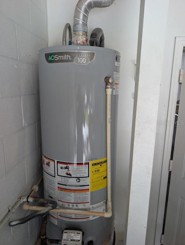 WESTON HILLS SUB - Residential