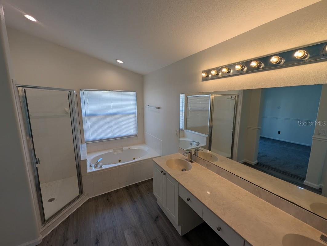 WESTON HILLS SUB - Residential