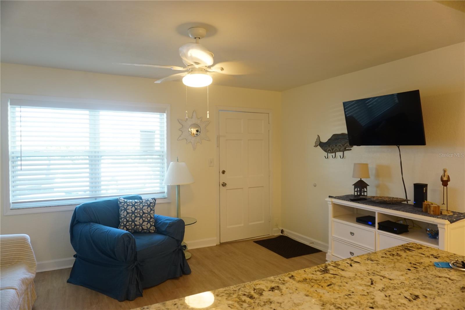 WESTWIND CONDO APTS - Residential Lease