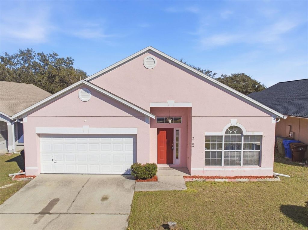 Photo of 2104 Mallard Creek Circle, Kissimmee, FL 34743 (MLS # V4947581)