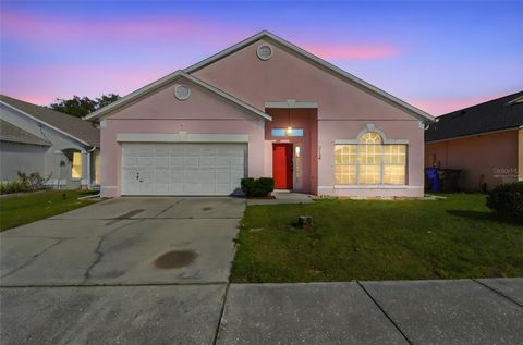 Photo of 2104 Mallard Creek Circle, Kissimmee, FL 34743 (MLS # V4947581)