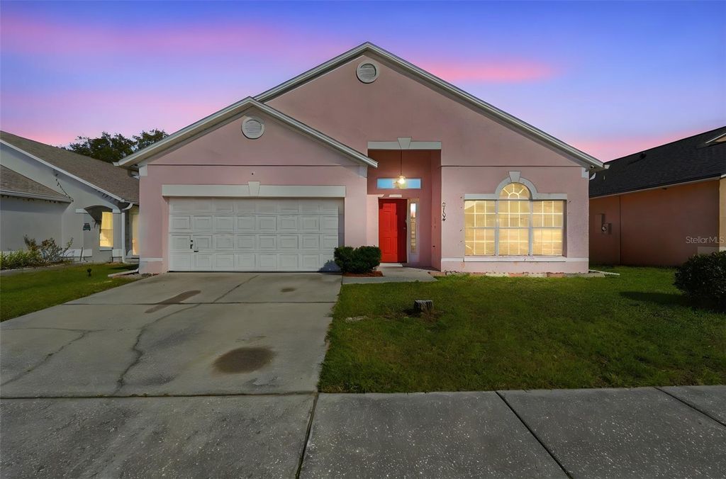 Photo of 2104 Mallard Creek Circle, Kissimmee, FL 34743 (MLS # V4947581)
