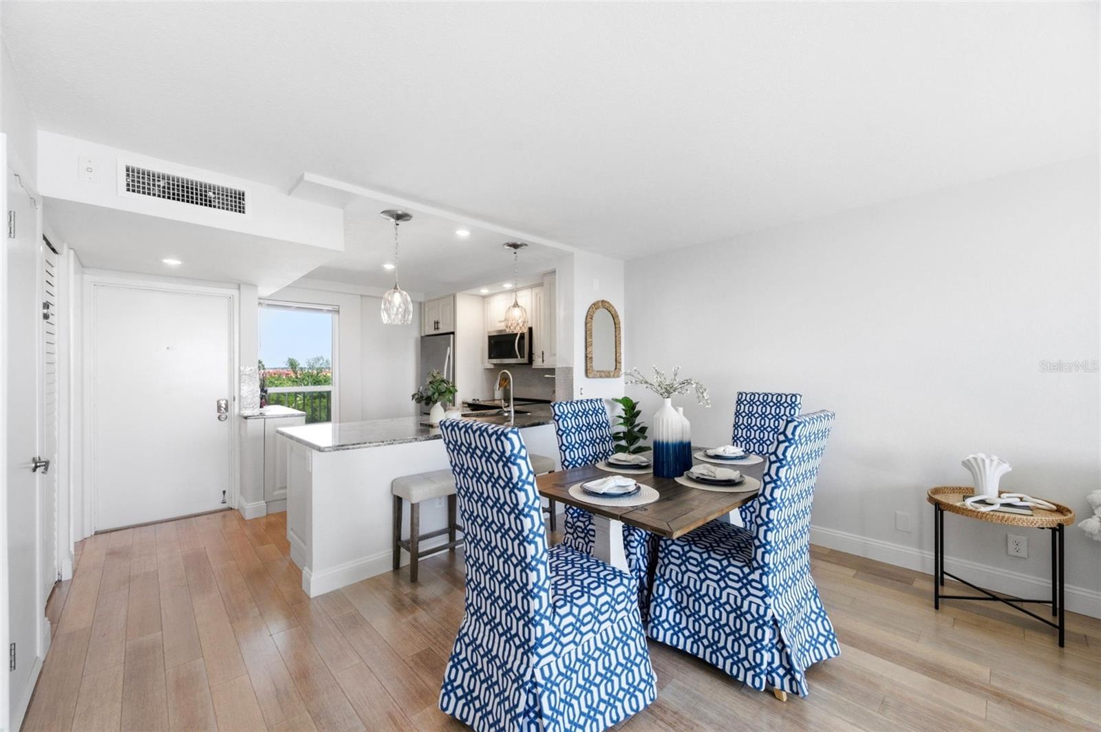 COVE CAY 26-16 VILLAGE I - Residential