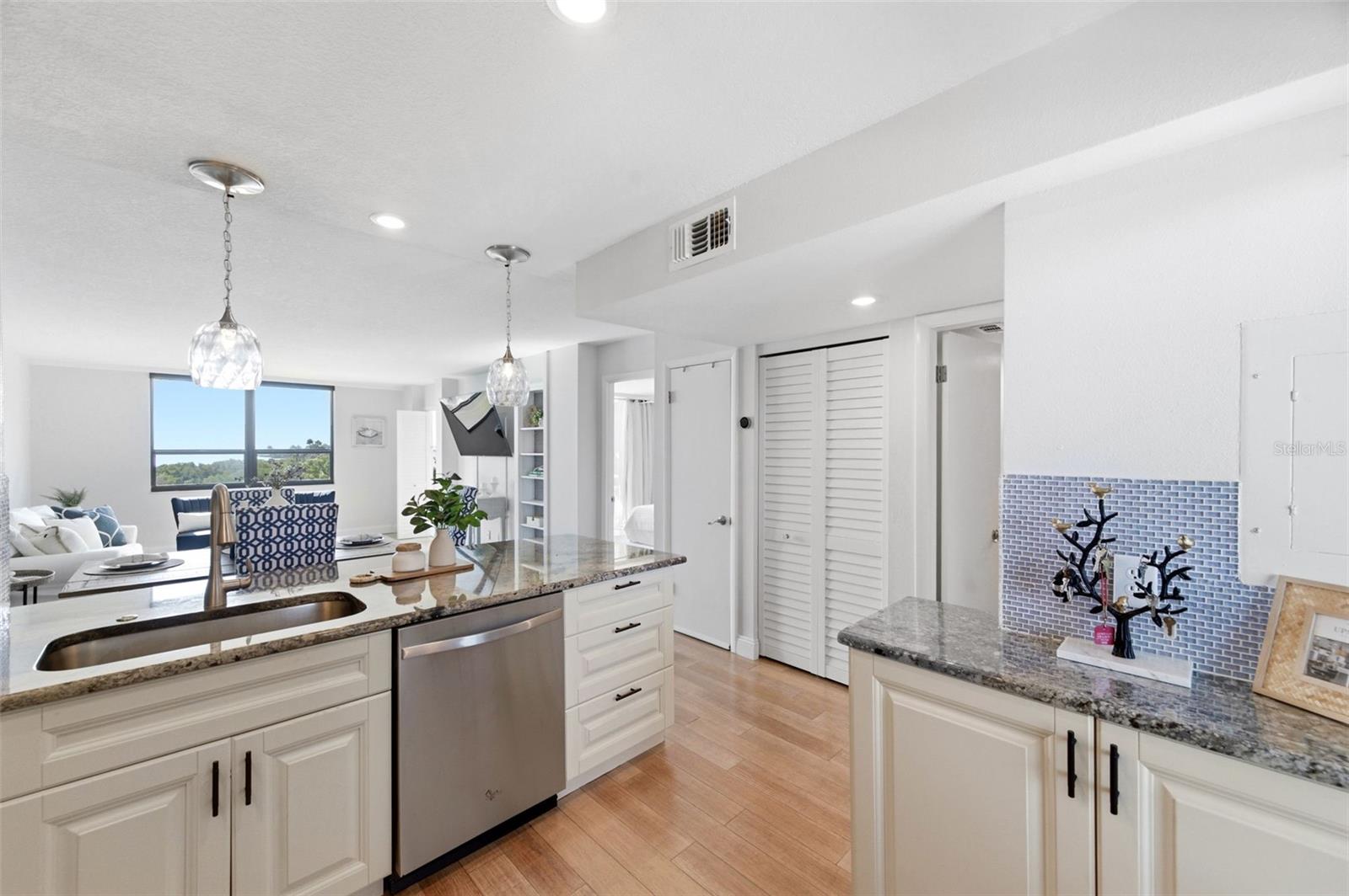 COVE CAY 26-16 VILLAGE I - Residential