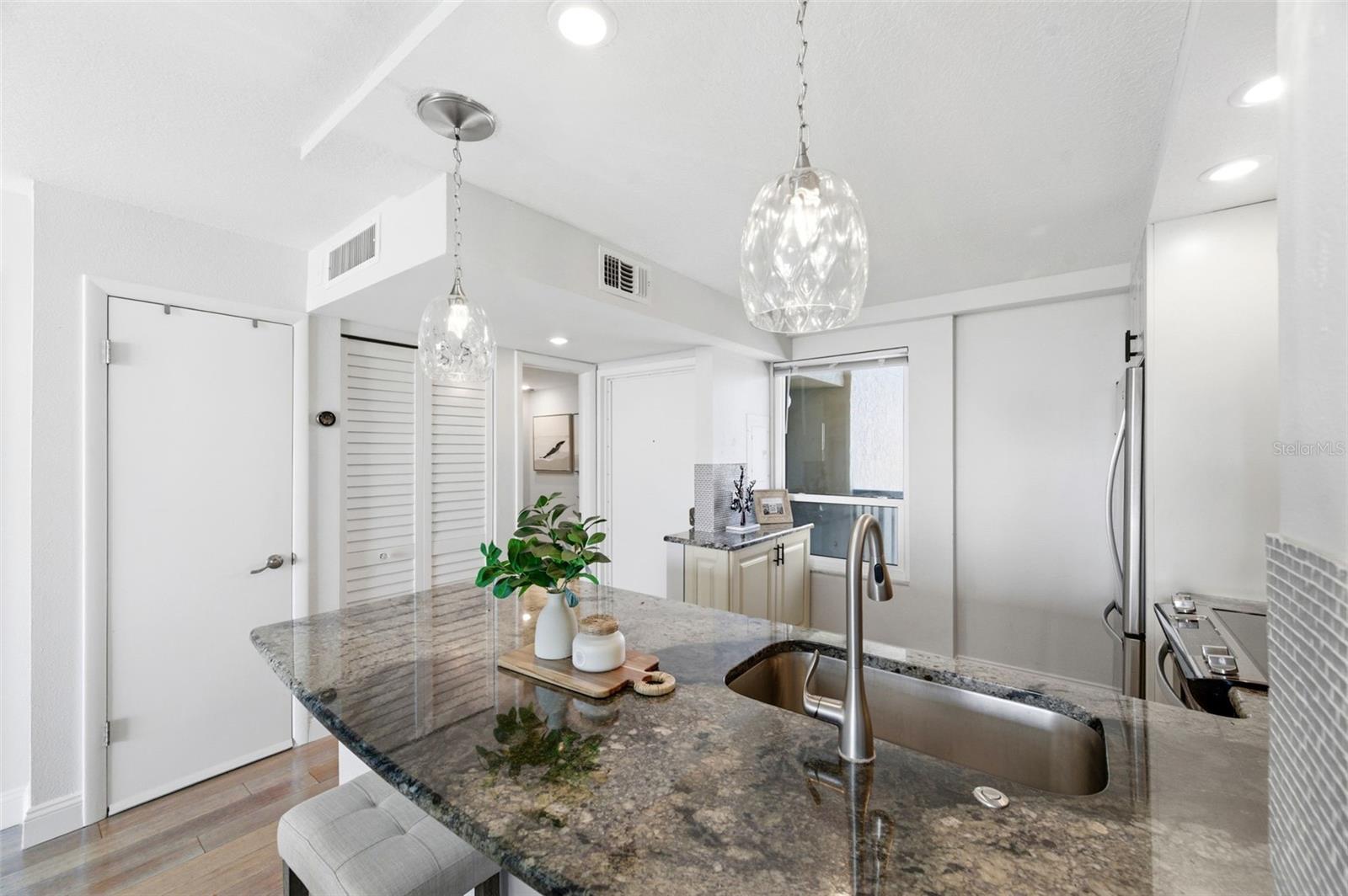 COVE CAY 26-16 VILLAGE I - Residential