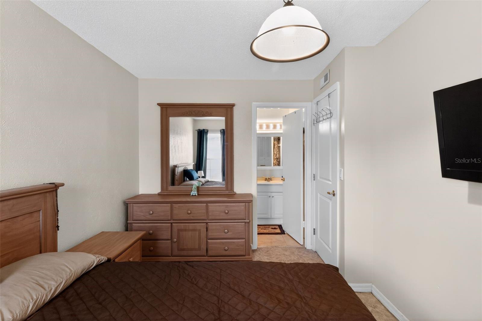 FOUNTAIN SQUARE CONDO - Residential