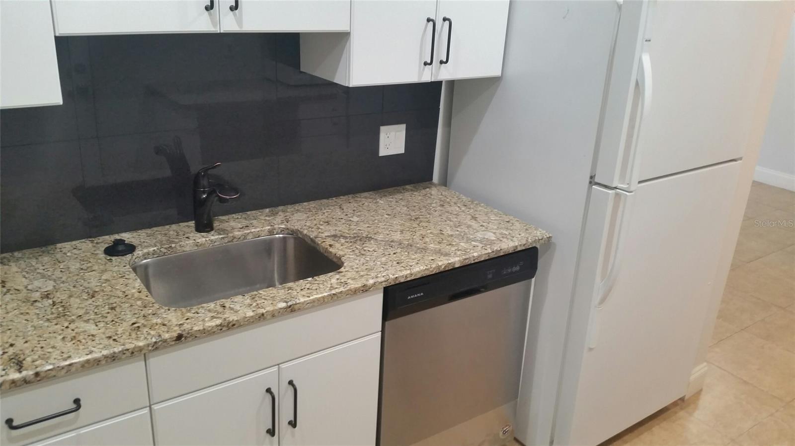 4606 W GRAY STREET 110