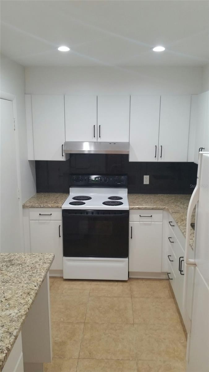 4606 W GRAY STREET 110