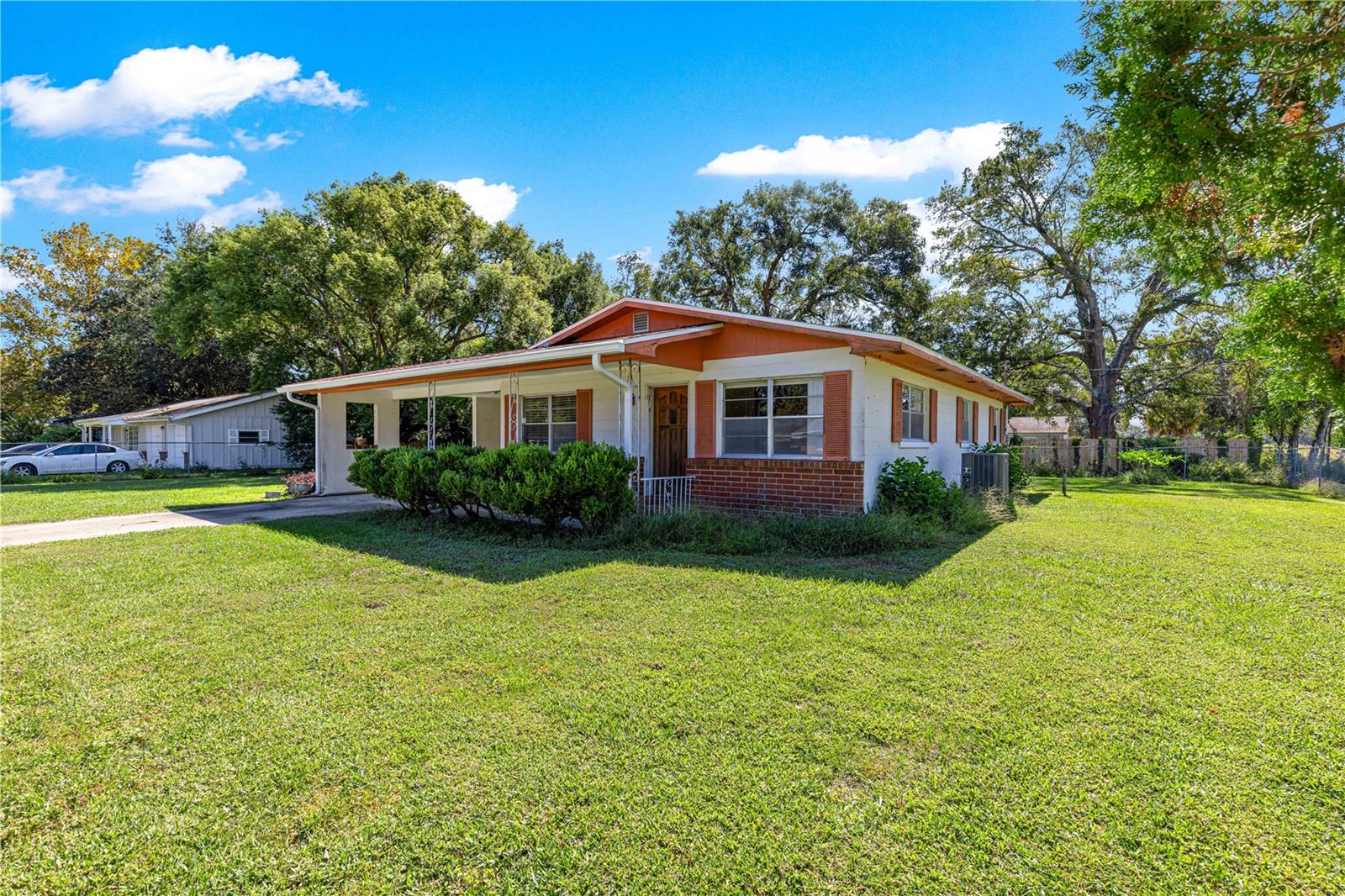 RIDGEWOOD PARK - Residential