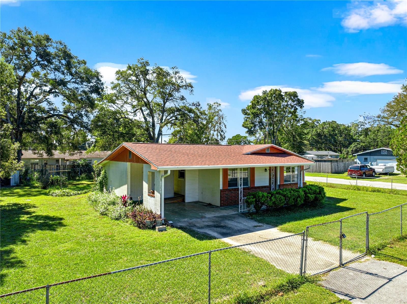 RIDGEWOOD PARK - Residential