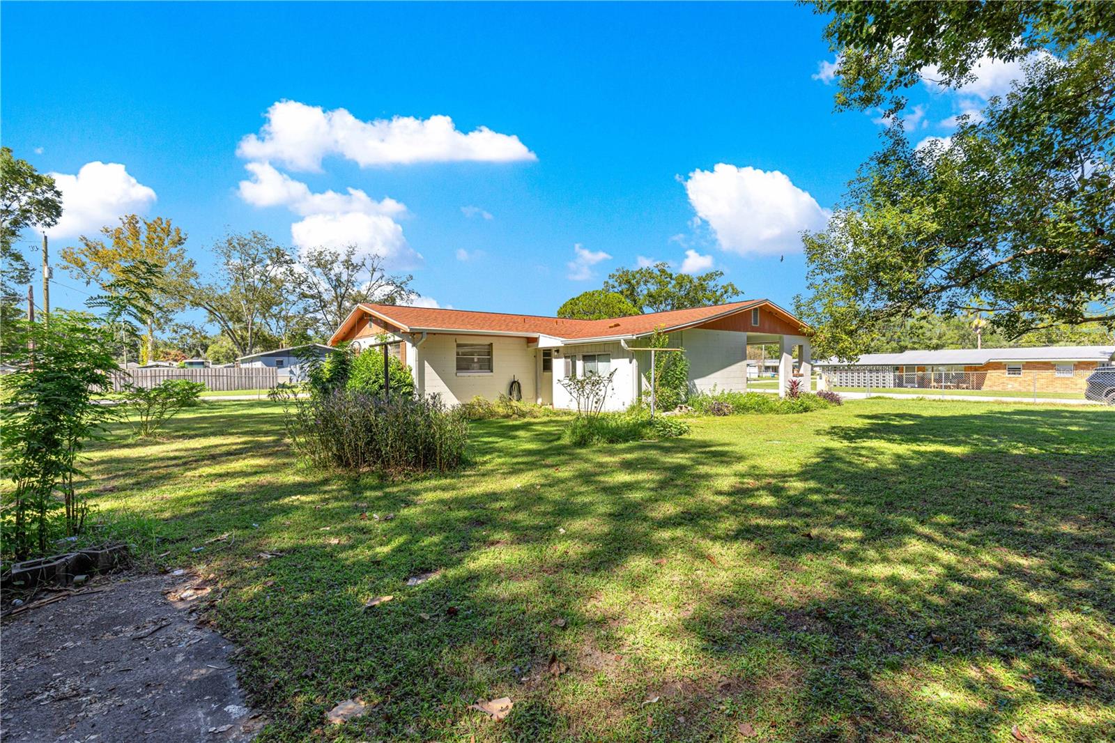 RIDGEWOOD PARK - Residential