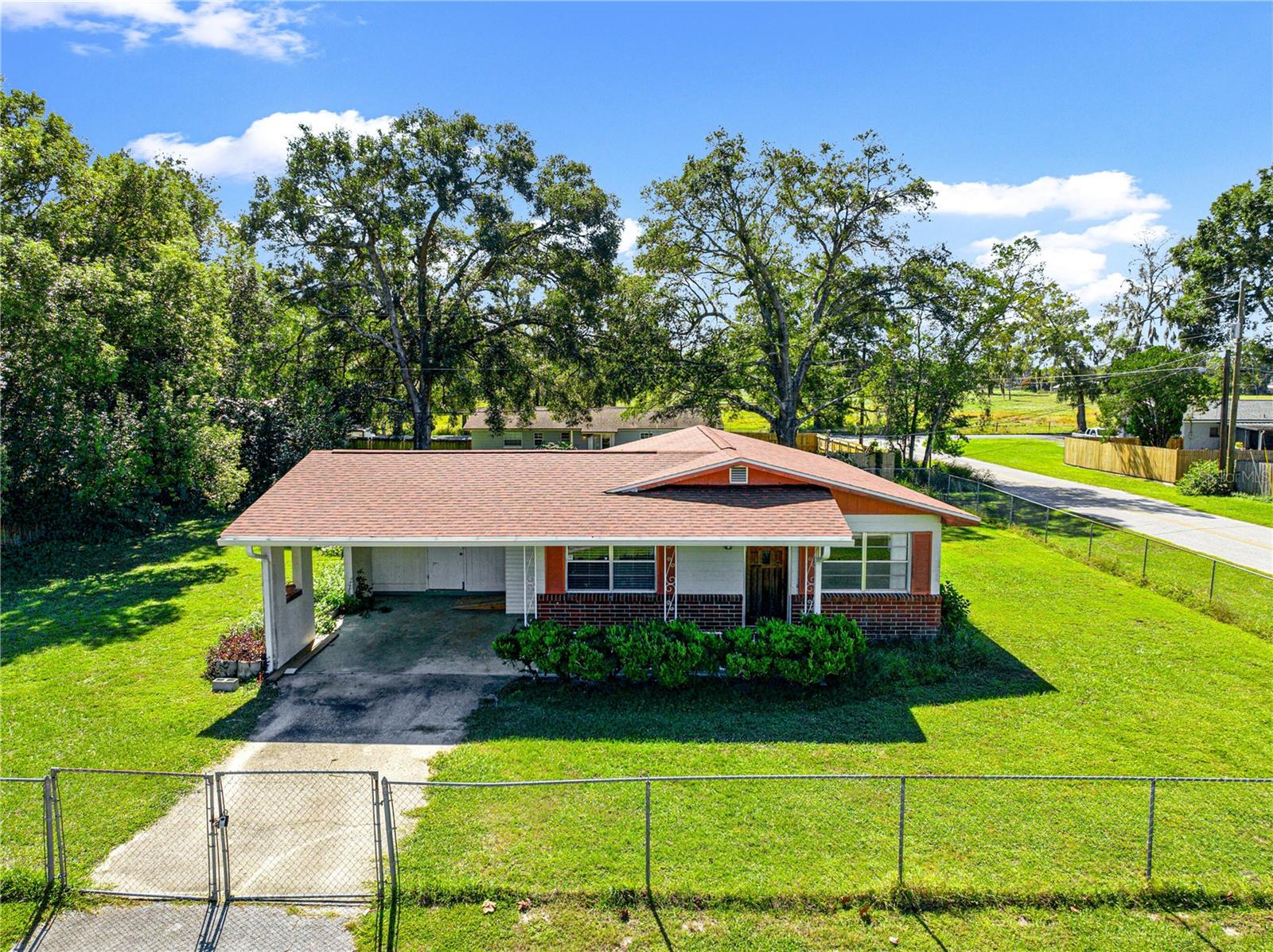 RIDGEWOOD PARK - Residential