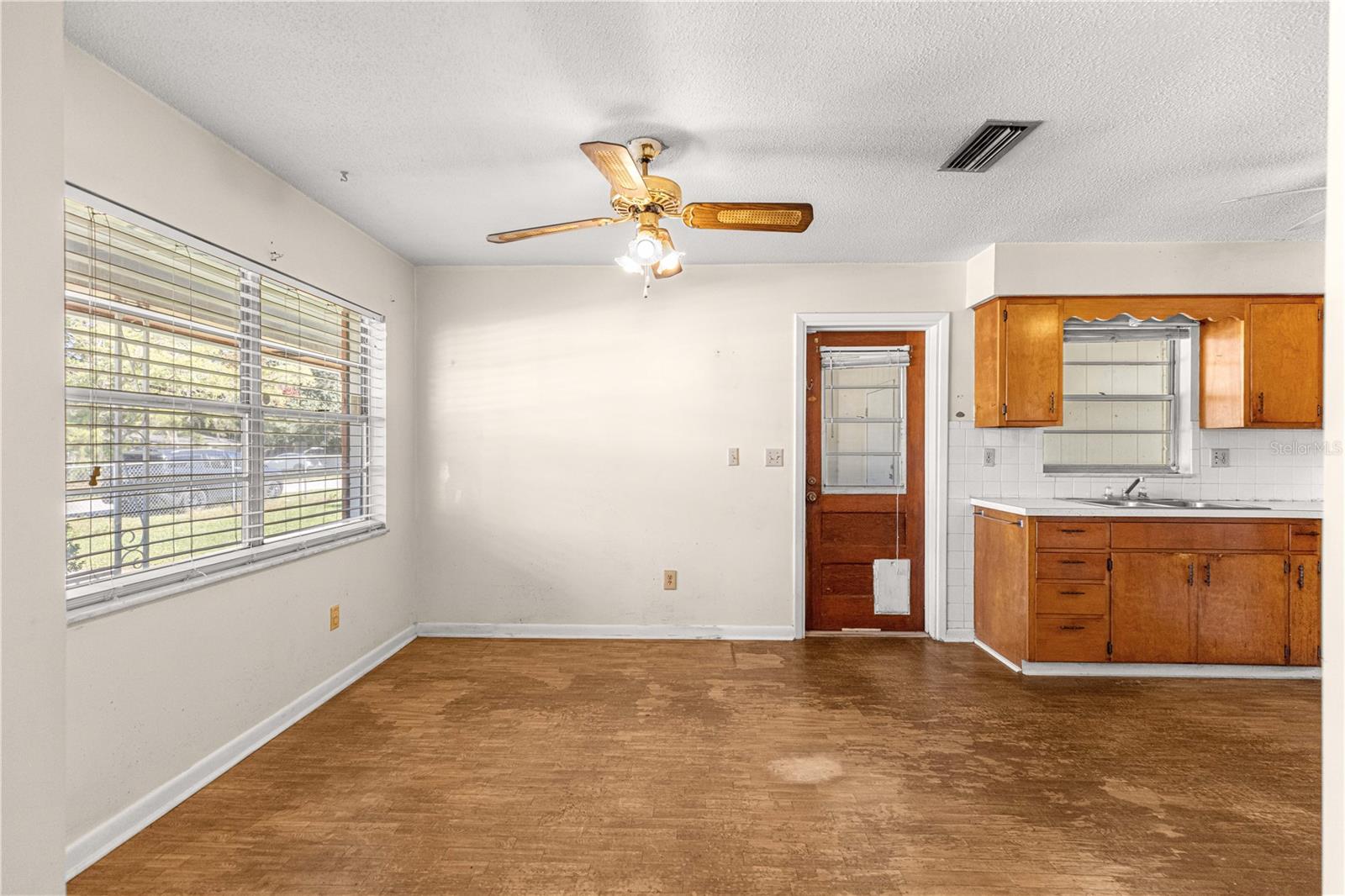 RIDGEWOOD PARK - Residential