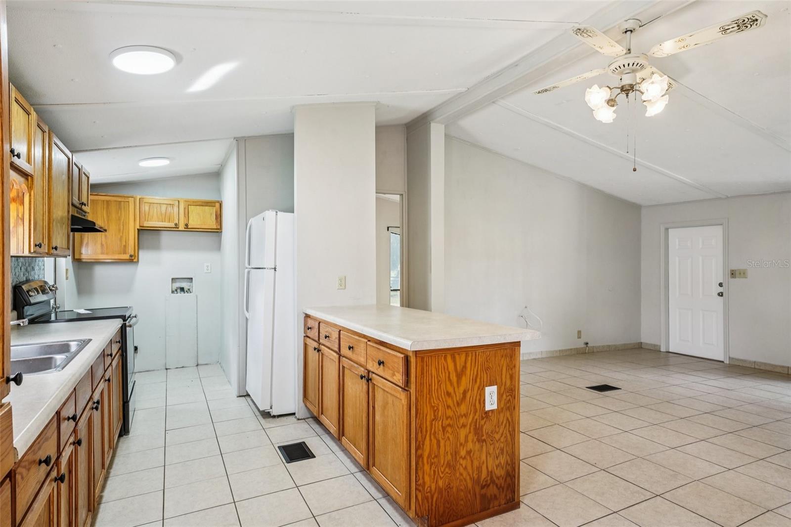 UNPLATTED - Residential