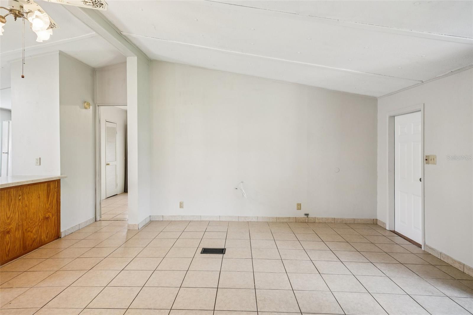 UNPLATTED - Residential