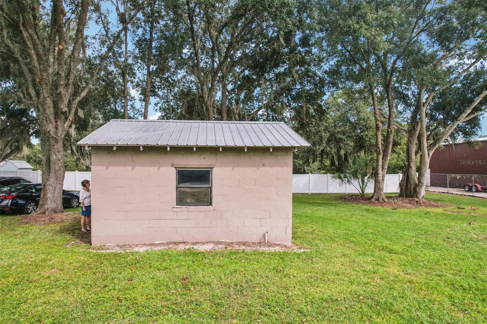 UNPLATTED - Residential