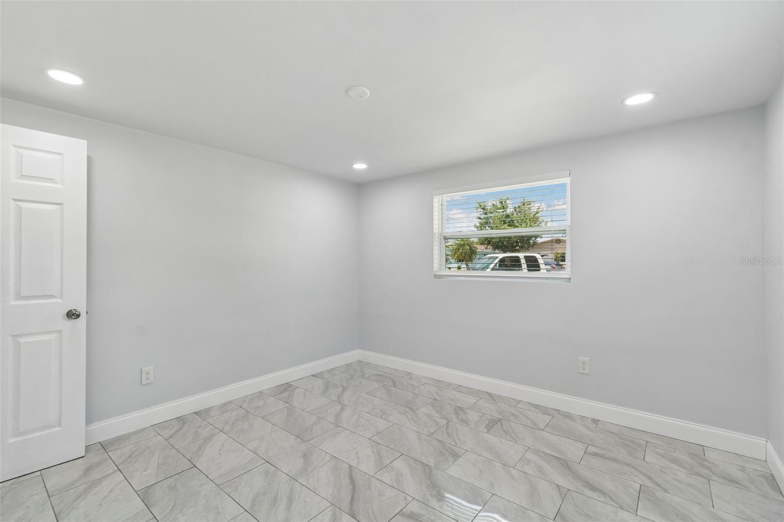 FLOR A MAR - Residential