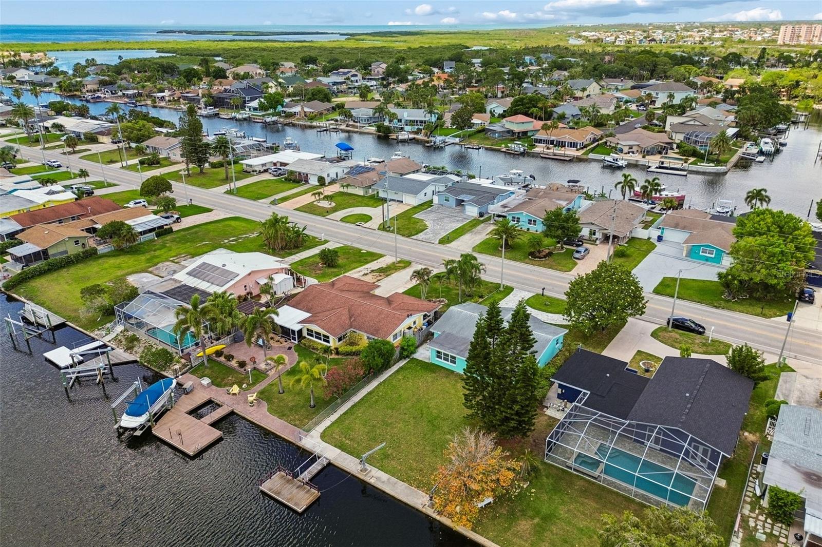 FLOR A MAR - Residential