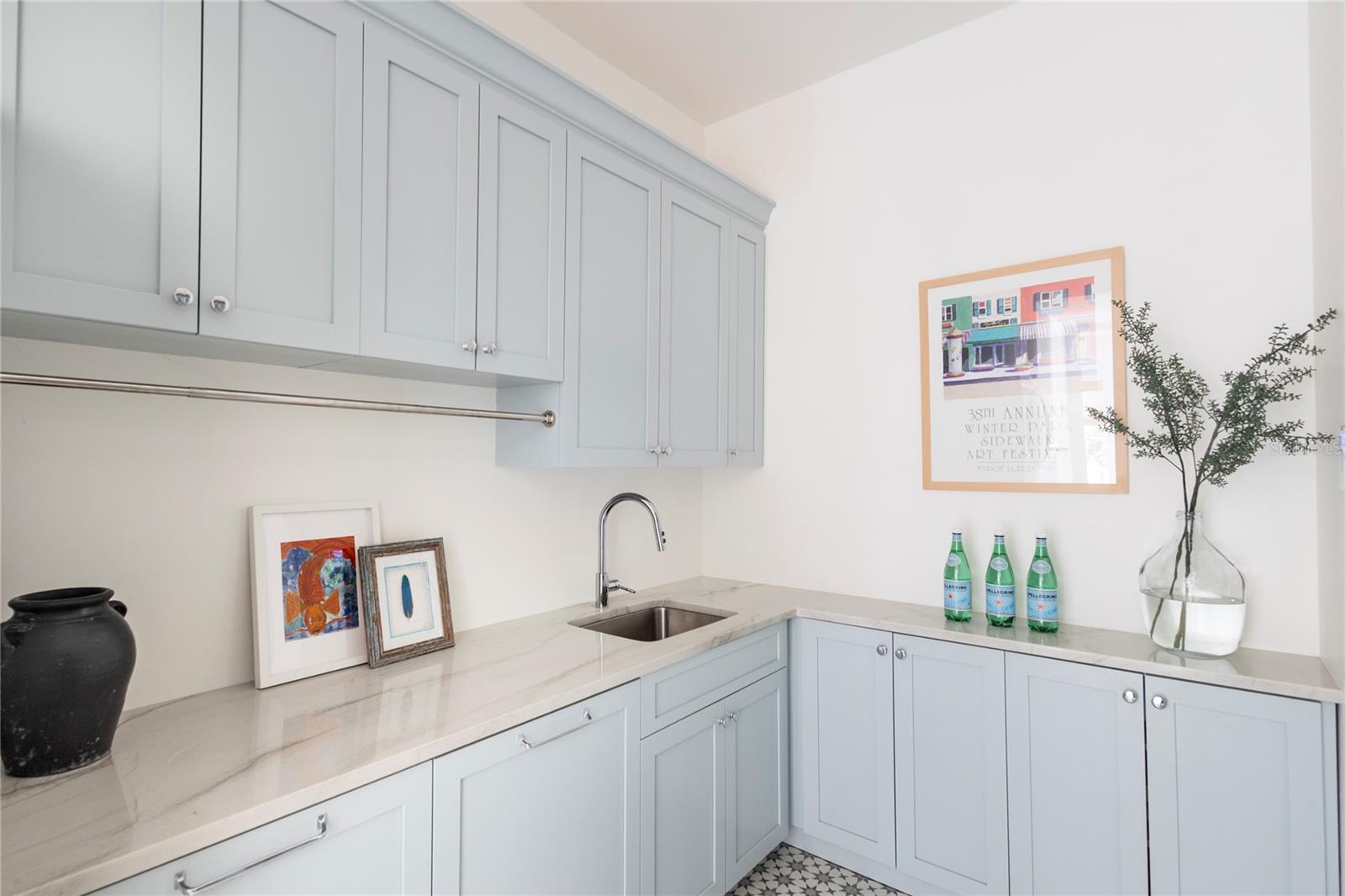 BALDWIN PARK - Residential