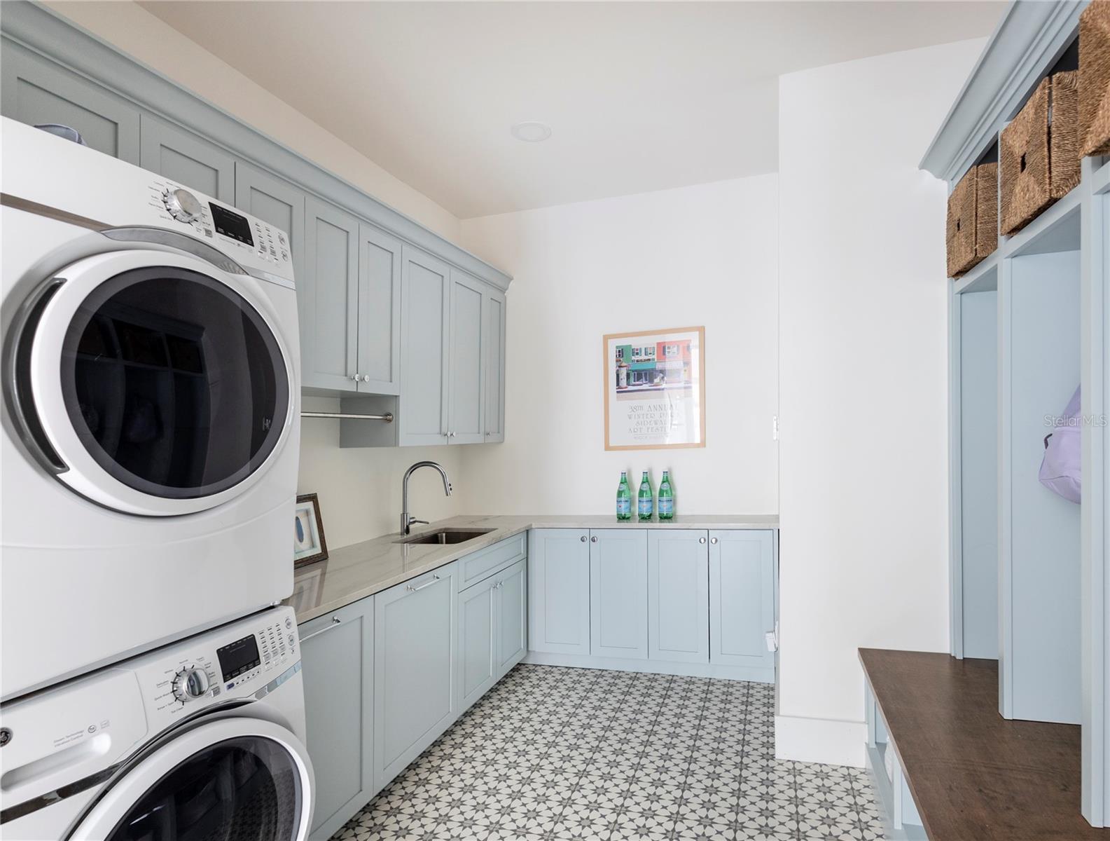 BALDWIN PARK - Residential