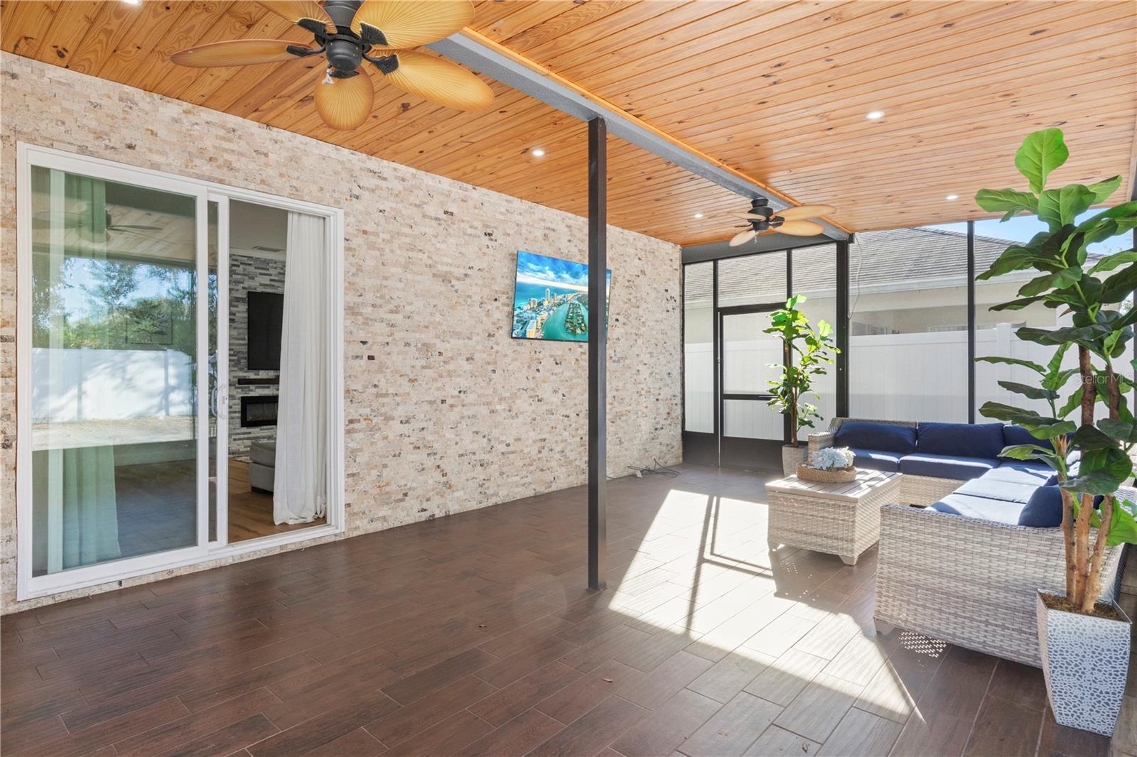 BRIDGEWATER PH 04 - Residential