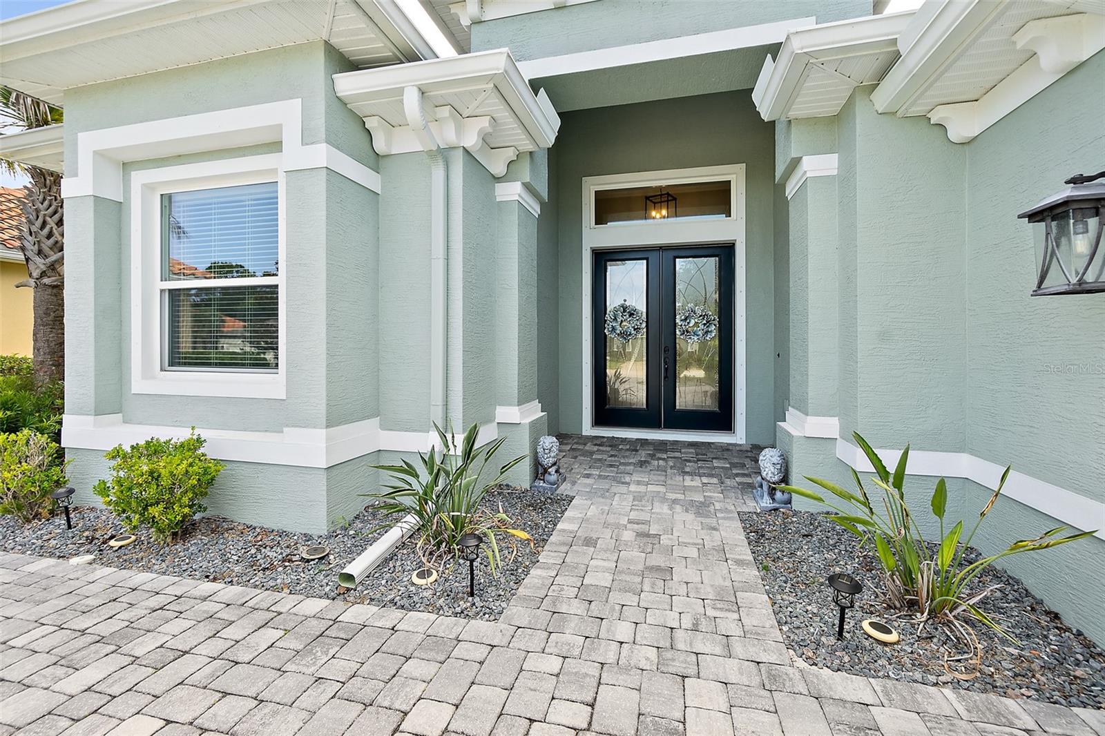 67 N LAKEWALK DRIVE
