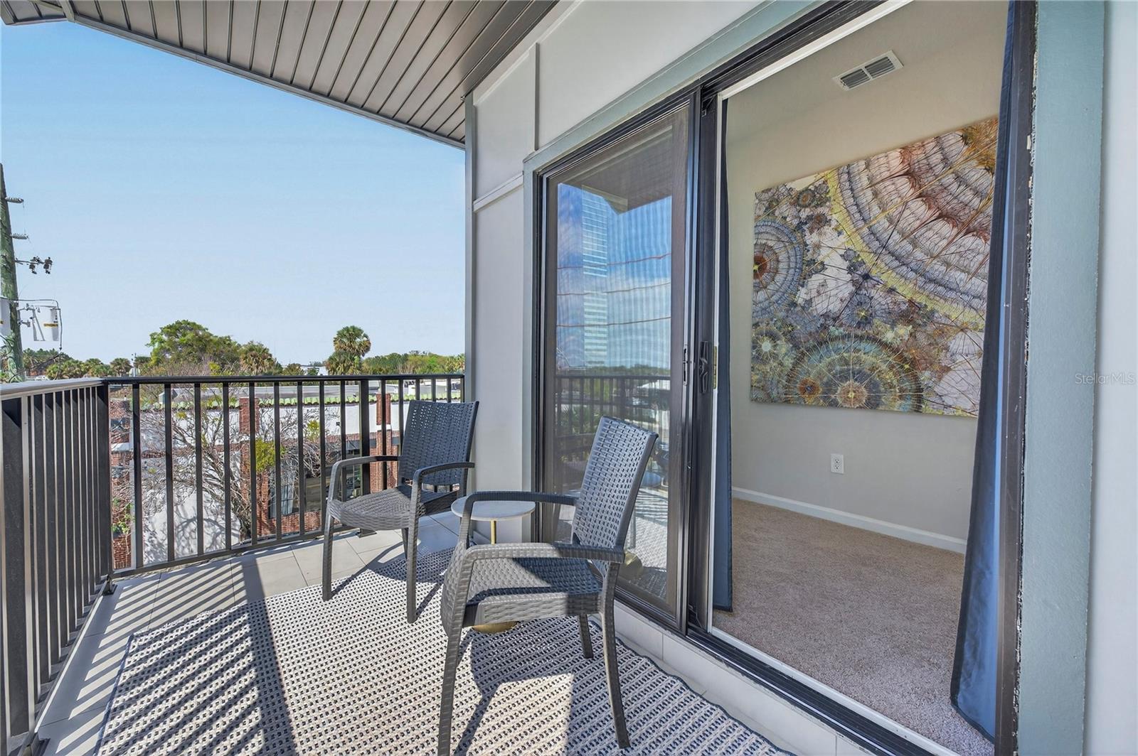 JOHNSON COMMONS TWNHMS - Residential