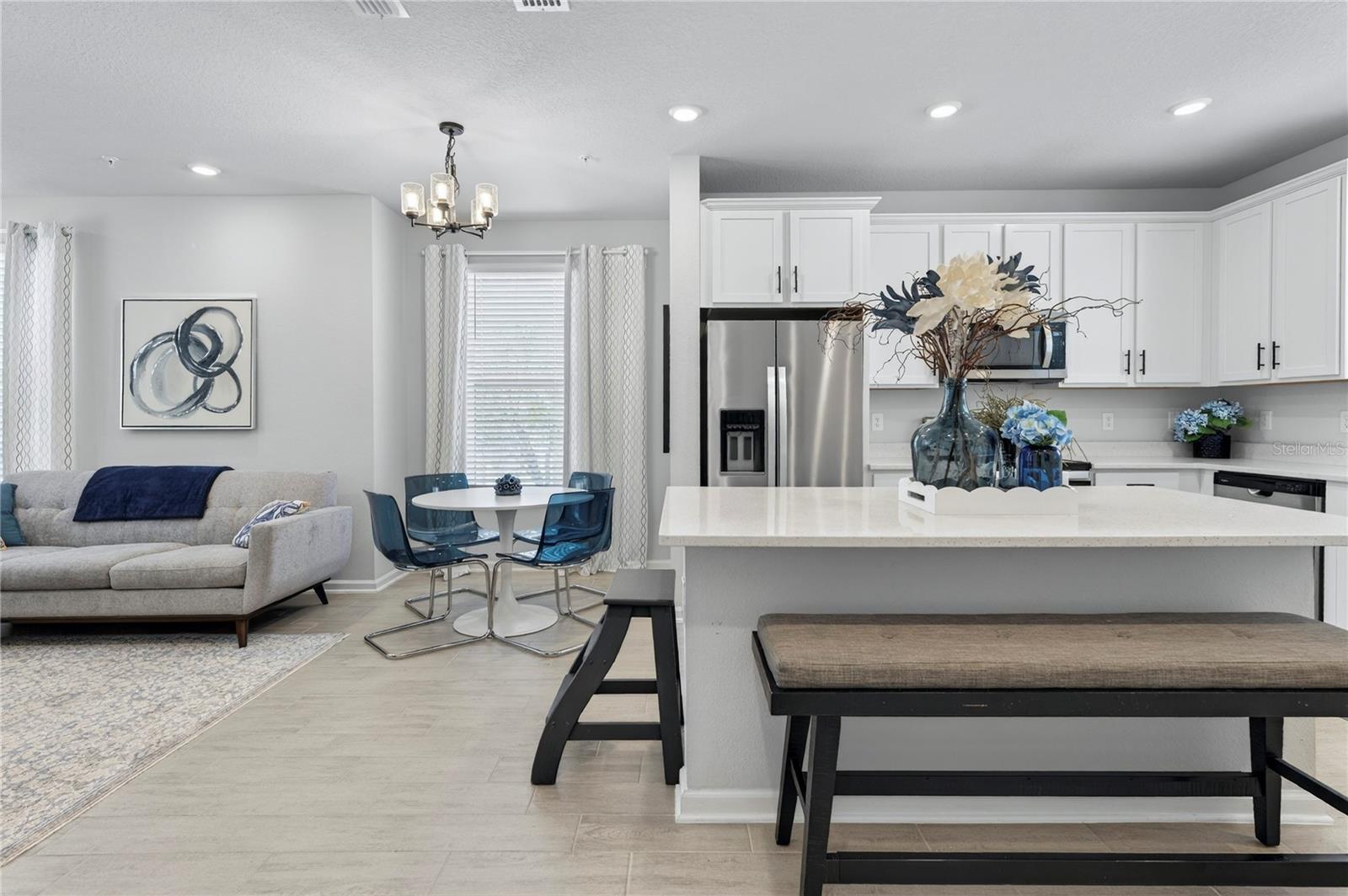 JOHNSON COMMONS TWNHMS - Residential