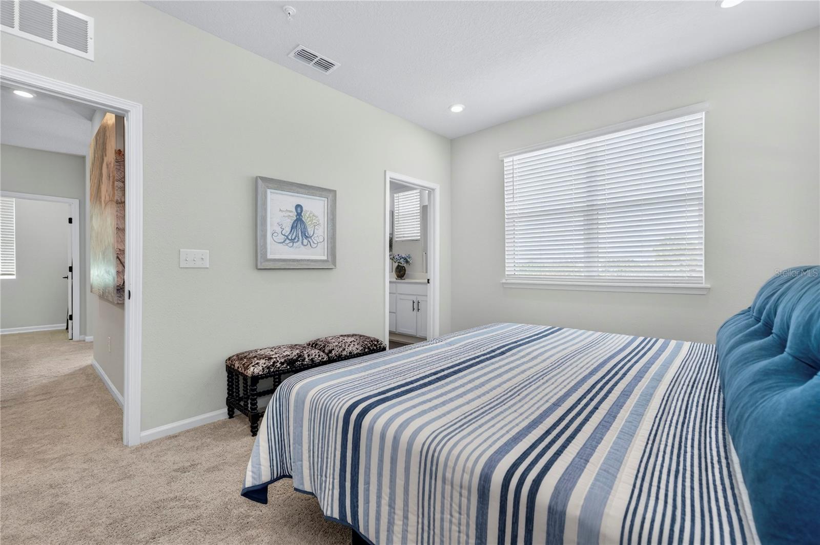 JOHNSON COMMONS TWNHMS - Residential