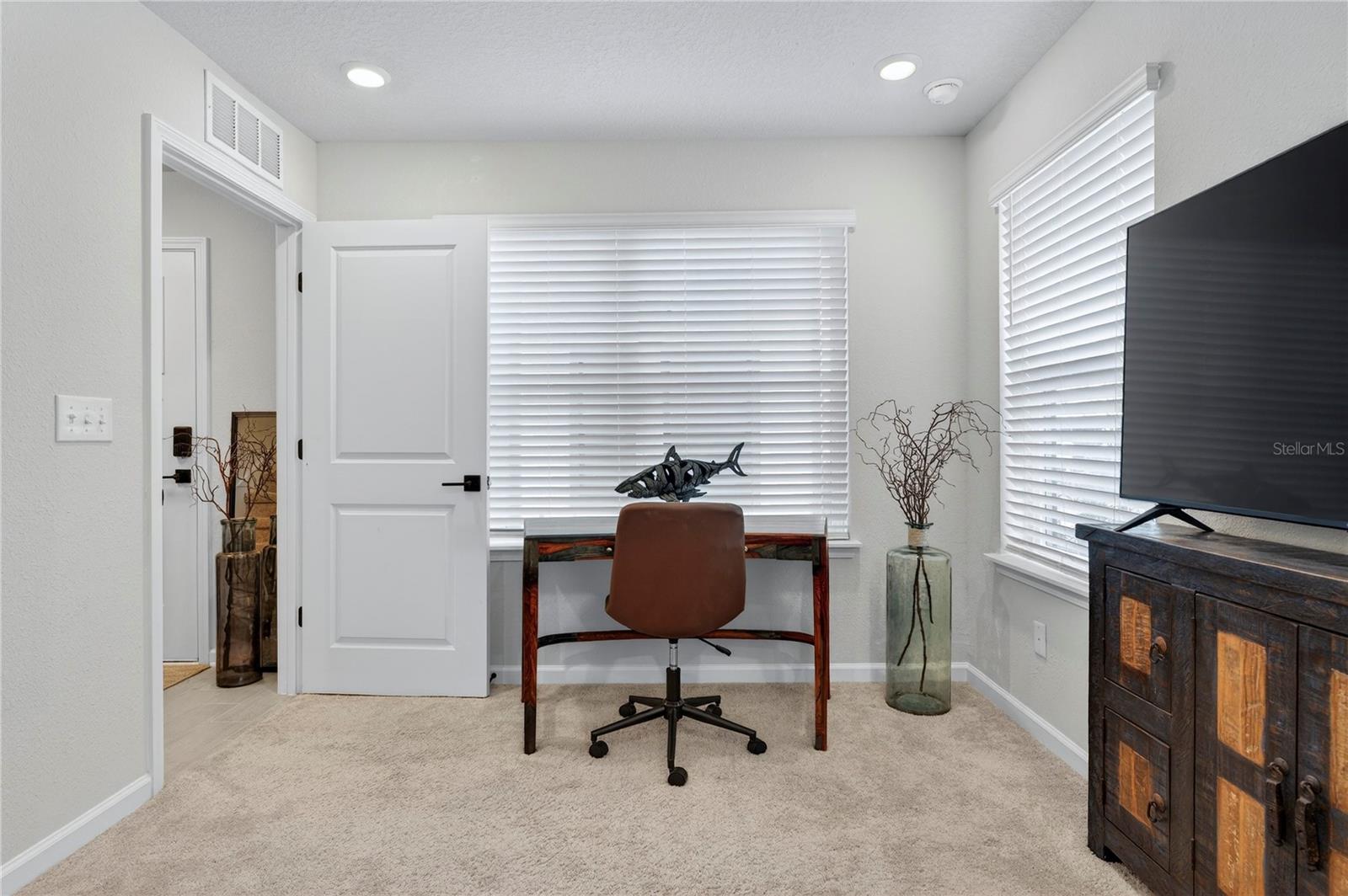 JOHNSON COMMONS TWNHMS - Residential