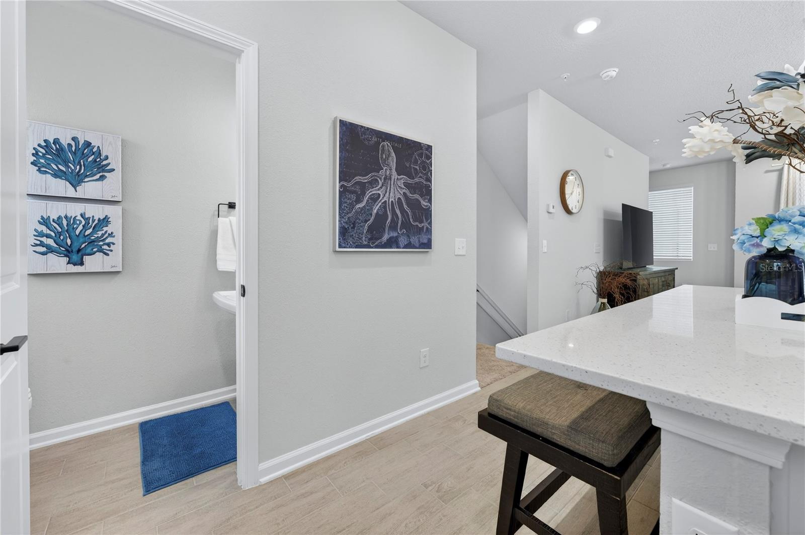 JOHNSON COMMONS TWNHMS - Residential