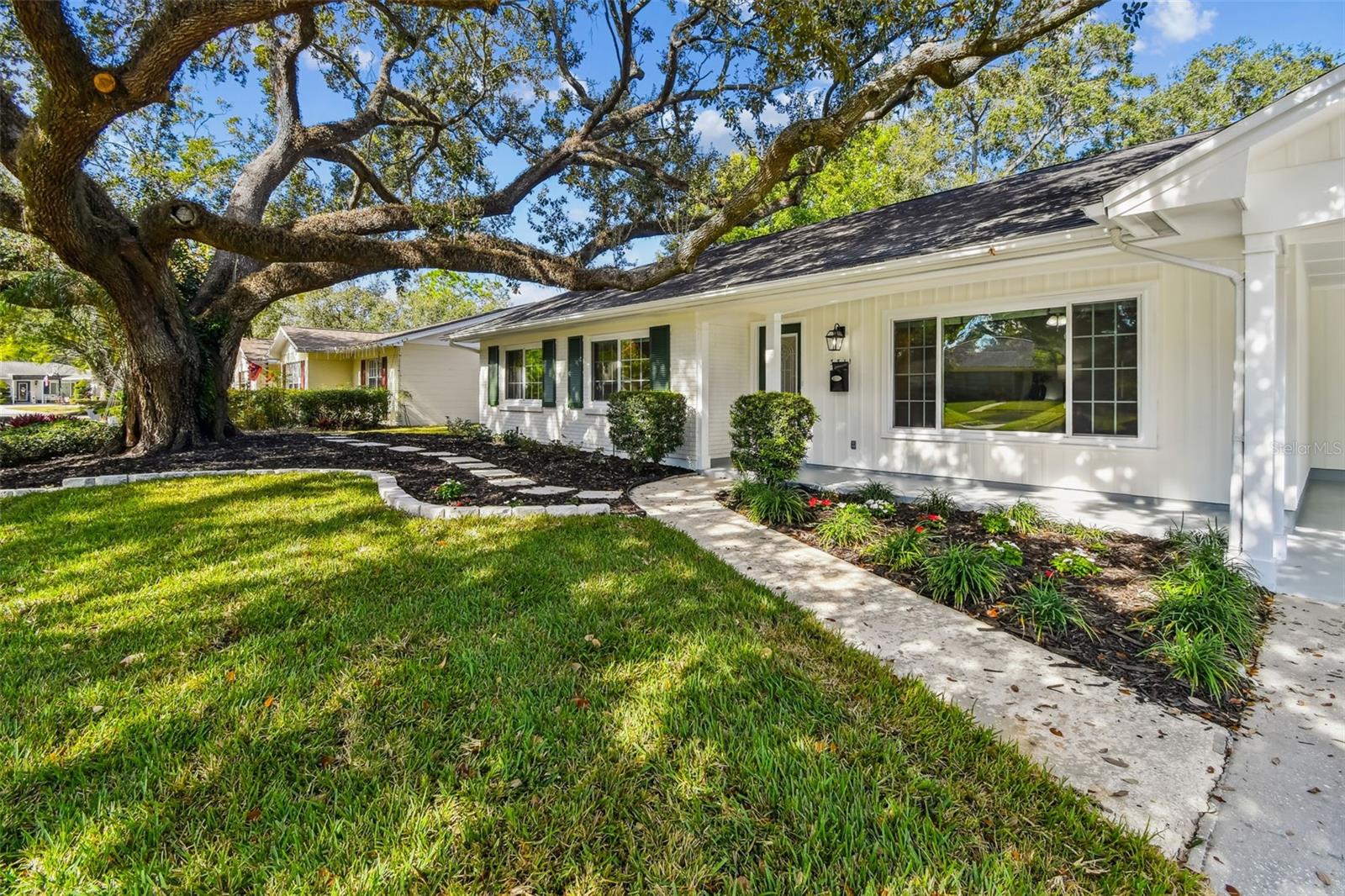 CARROLLWOOD SUB UNIT 12 - Residential