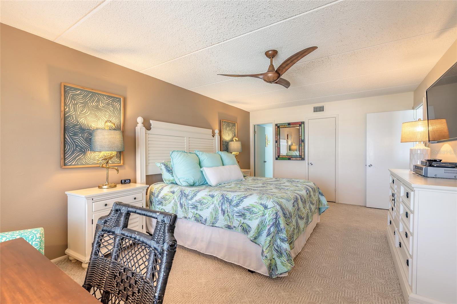 PELICAN - Residential