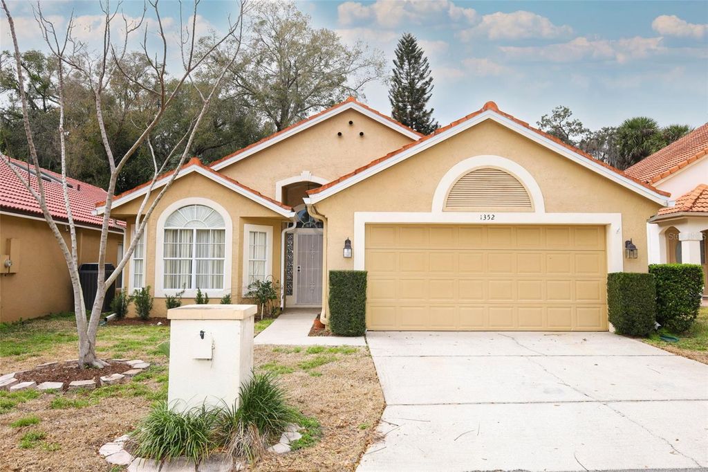 Photo of 1352 Augusta National Boulevard, Winter Springs, FL 32708 (MLS # O6386661)